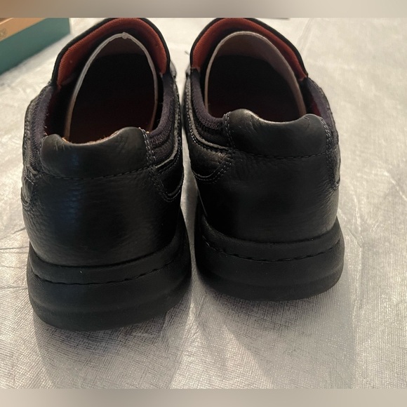 Clarks black dress shoe worn once  86215 size 12 wide - Picture 3 of 8
